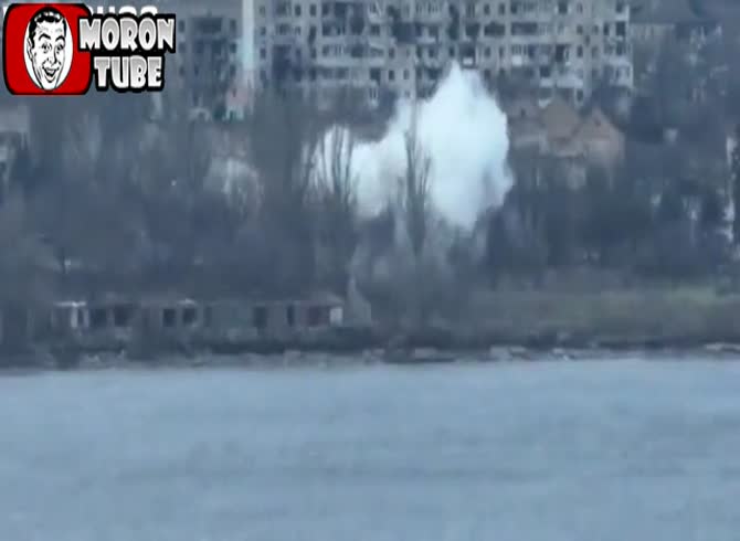 Video :When a Russian missile strikes a Ukrainian residence, the occupant flees&mdash;and lives! (Caution - startling)
